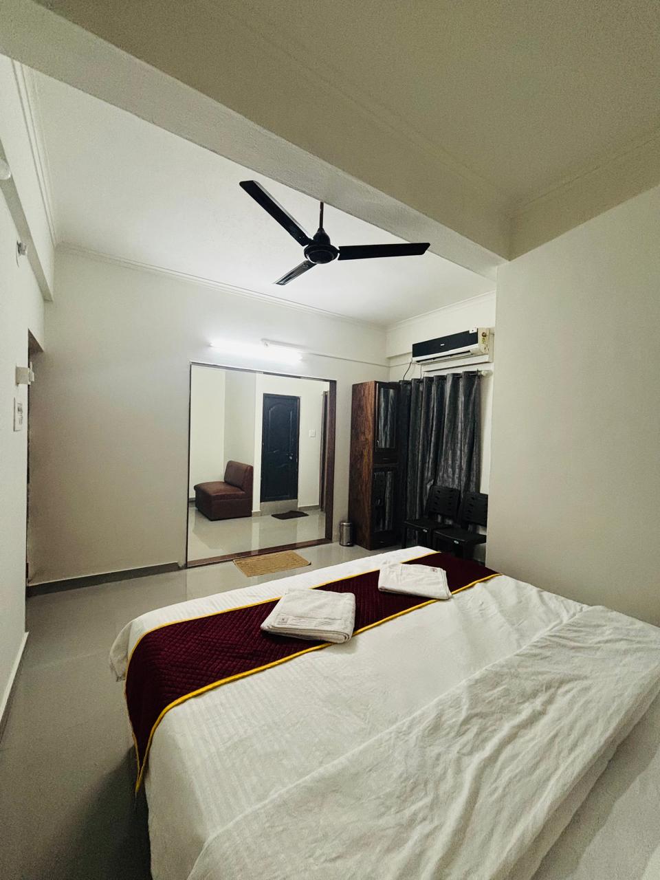 Hotel Sai sagar - Tap to explore photos