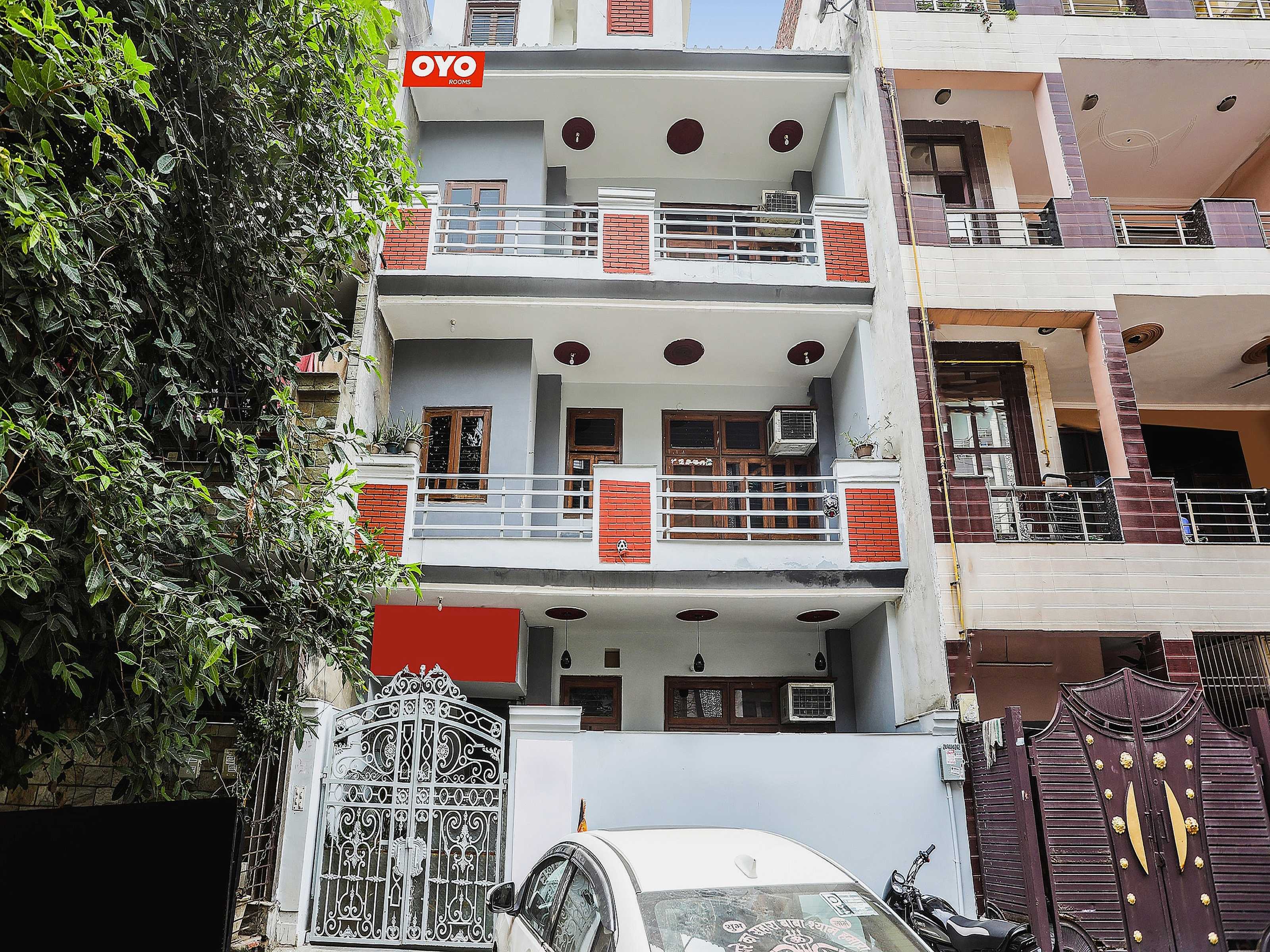 Hotel O Aura hotel - Tap to explore photos