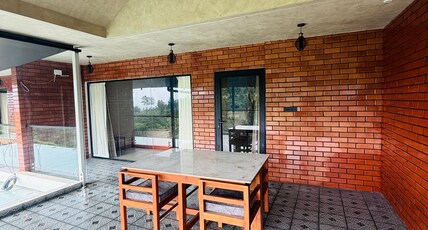 Horizon Vista Room Type - Premium Executive Room