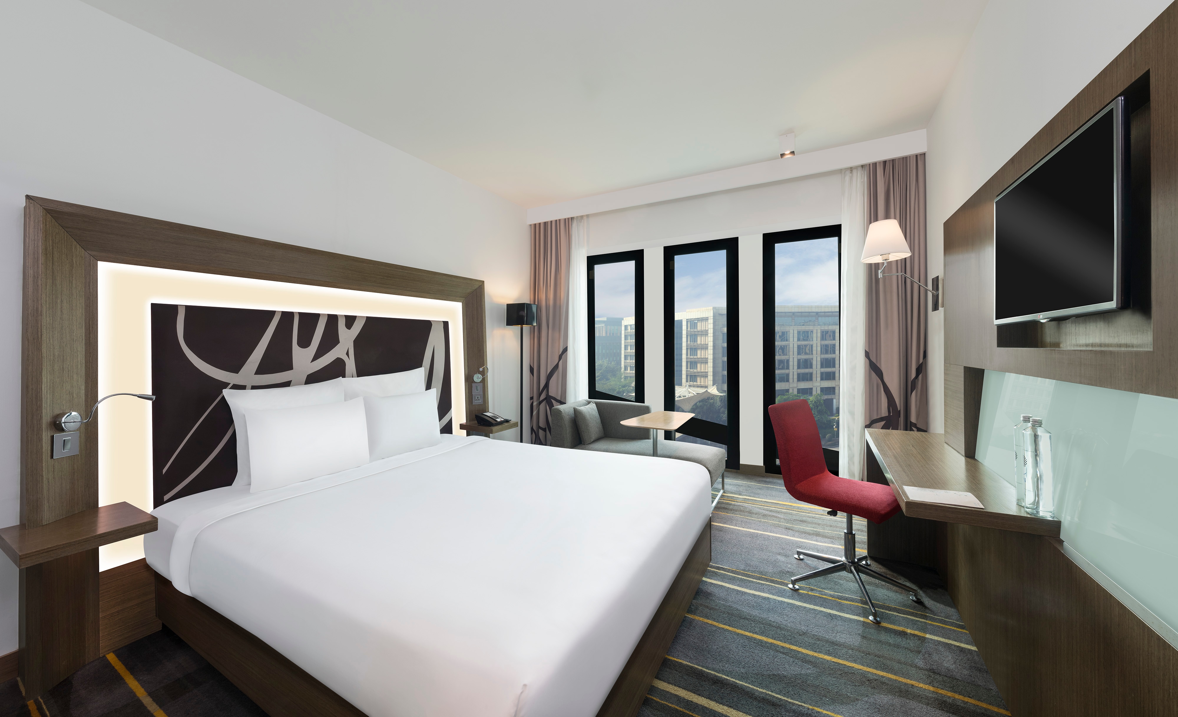 Novotel New Delhi Aerocity - Tap to explore photos