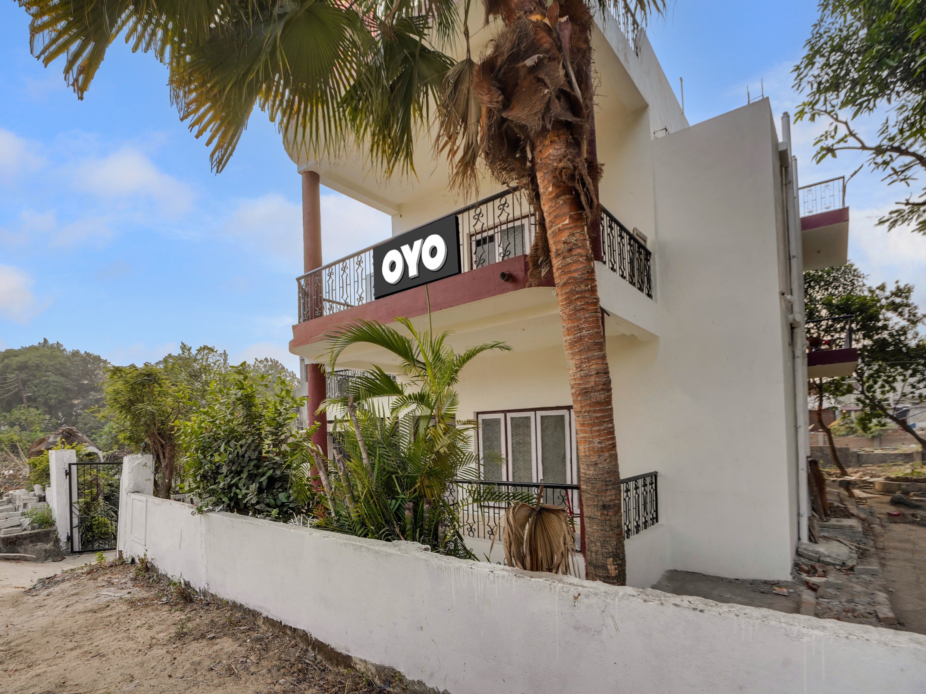 Hotel O W H VILLA - Tap to explore photos