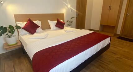 Blue Stone Hotel Room Type - Deluxe