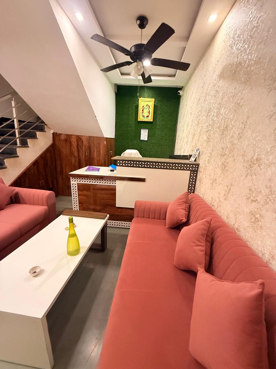 Hotel Padmashree - Tap to explore photos