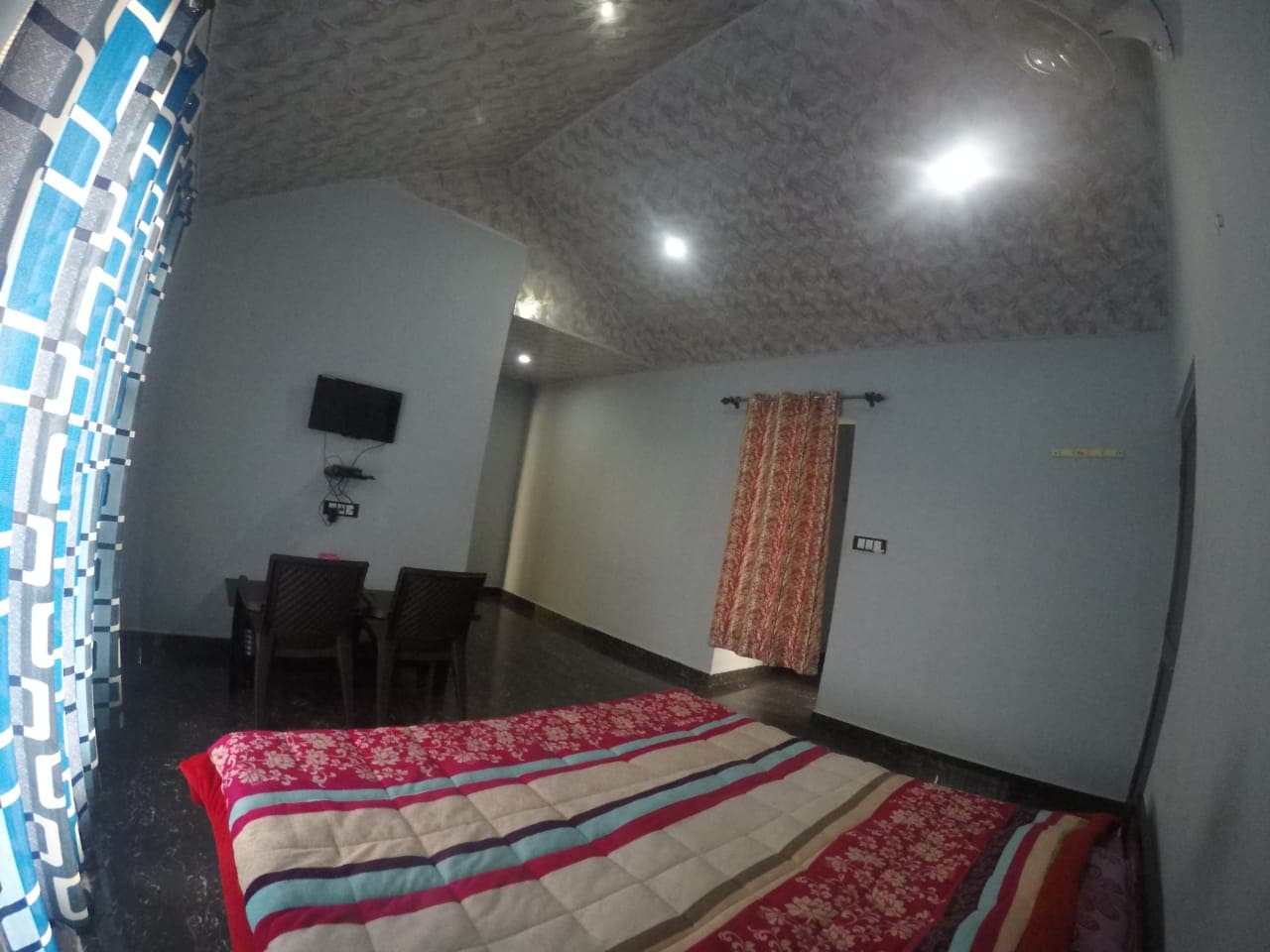 Darshnik Homestay - Tap to explore photos