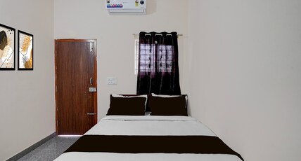 Hotel O Sadaramangala Lakeview Bangalore Room Type - Classic Hotel O Sadaramangala Lakeview Bangalore Room Type - Classic
