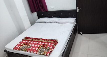 HOTEL SATYENDRA Room Type - Double Bed Non Ac Room
