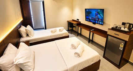 Chippy Residency Pallikaranai Room Type - Lean Luxy Twin