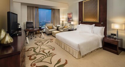 Conrad Dubai Room Type - KING DELUXE SEA VIEW