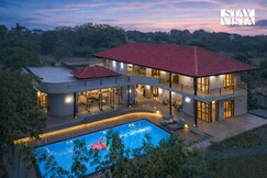 StayVista at Casa Frangipani