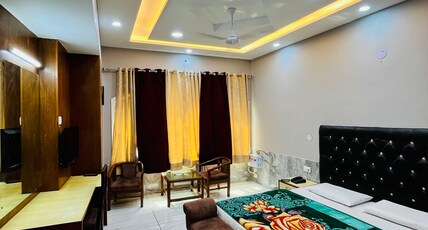 Hotel Park Hills Room Type - Super Deluxe Room
