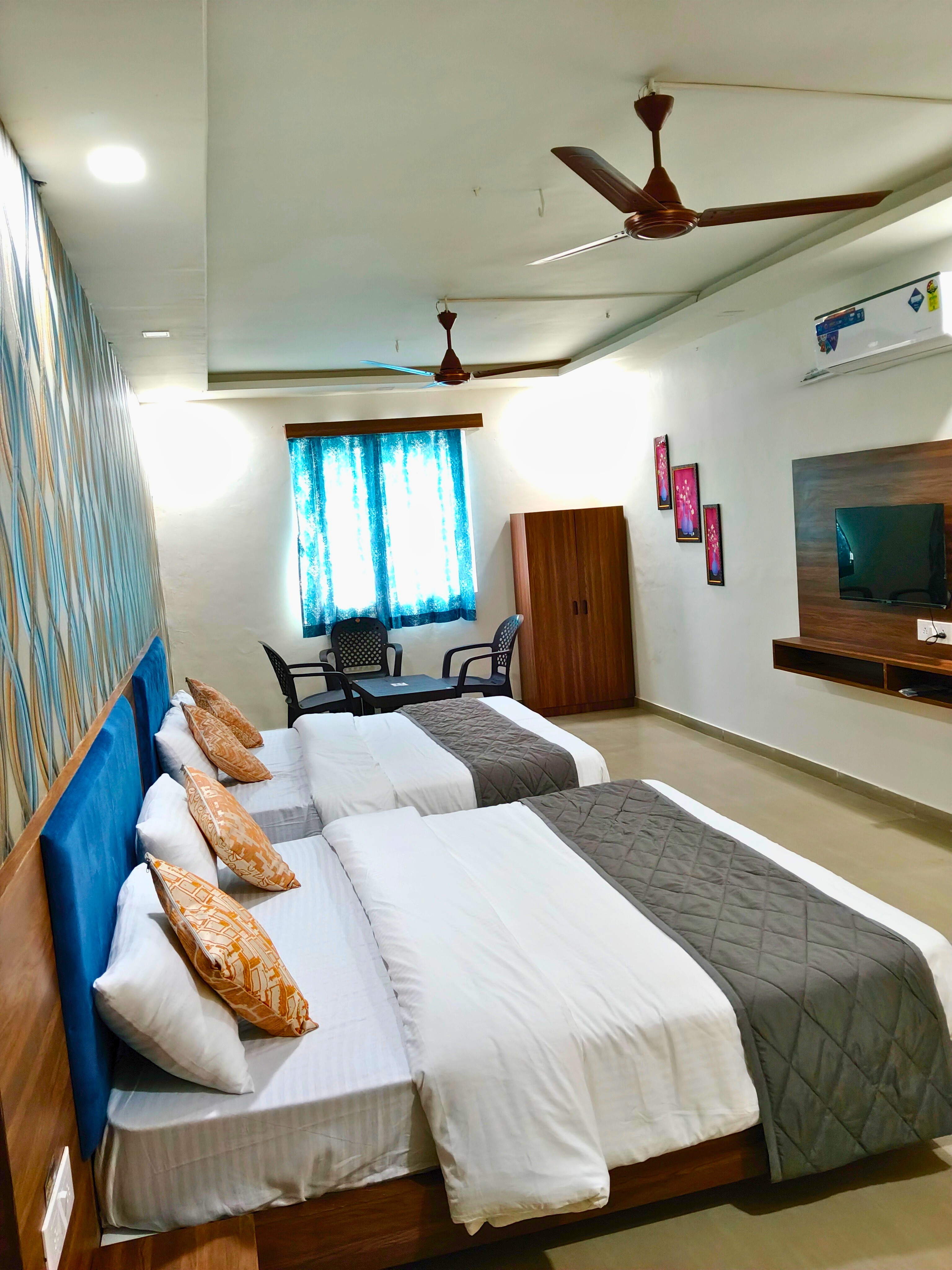Hotel Shree Maya Inn - Tap to explore photos