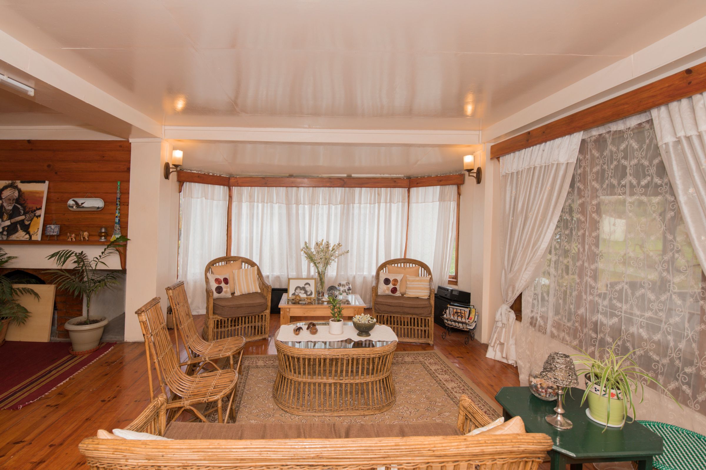 Latngenlang Homestay - Tap to explore photos