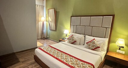 100 ACRES CLUB Room Type - Deluxe Room