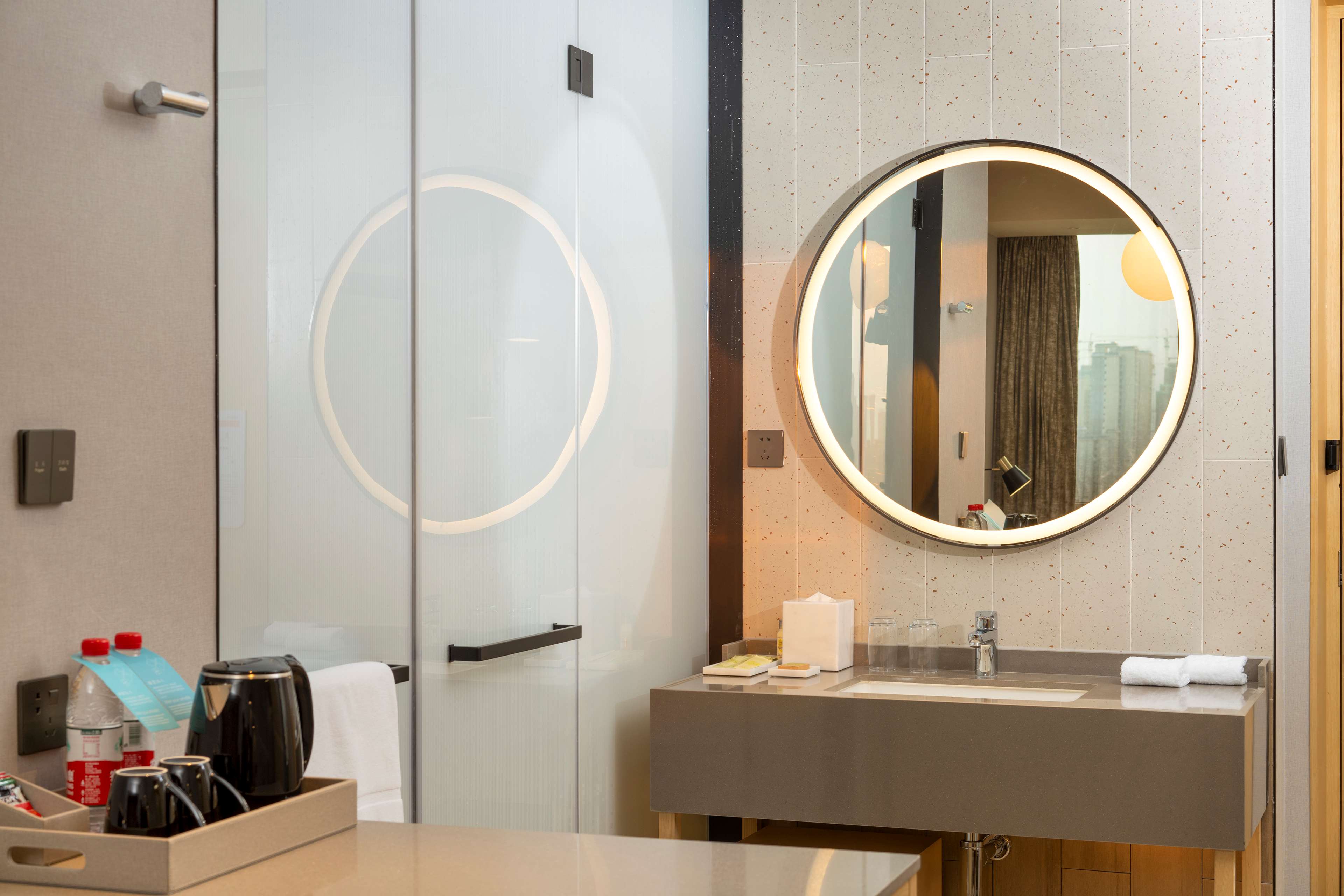 Hilton Garden Inn Changde Dingcheng - Tap to explore photos