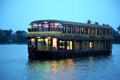 Address of Cosy Houseboats