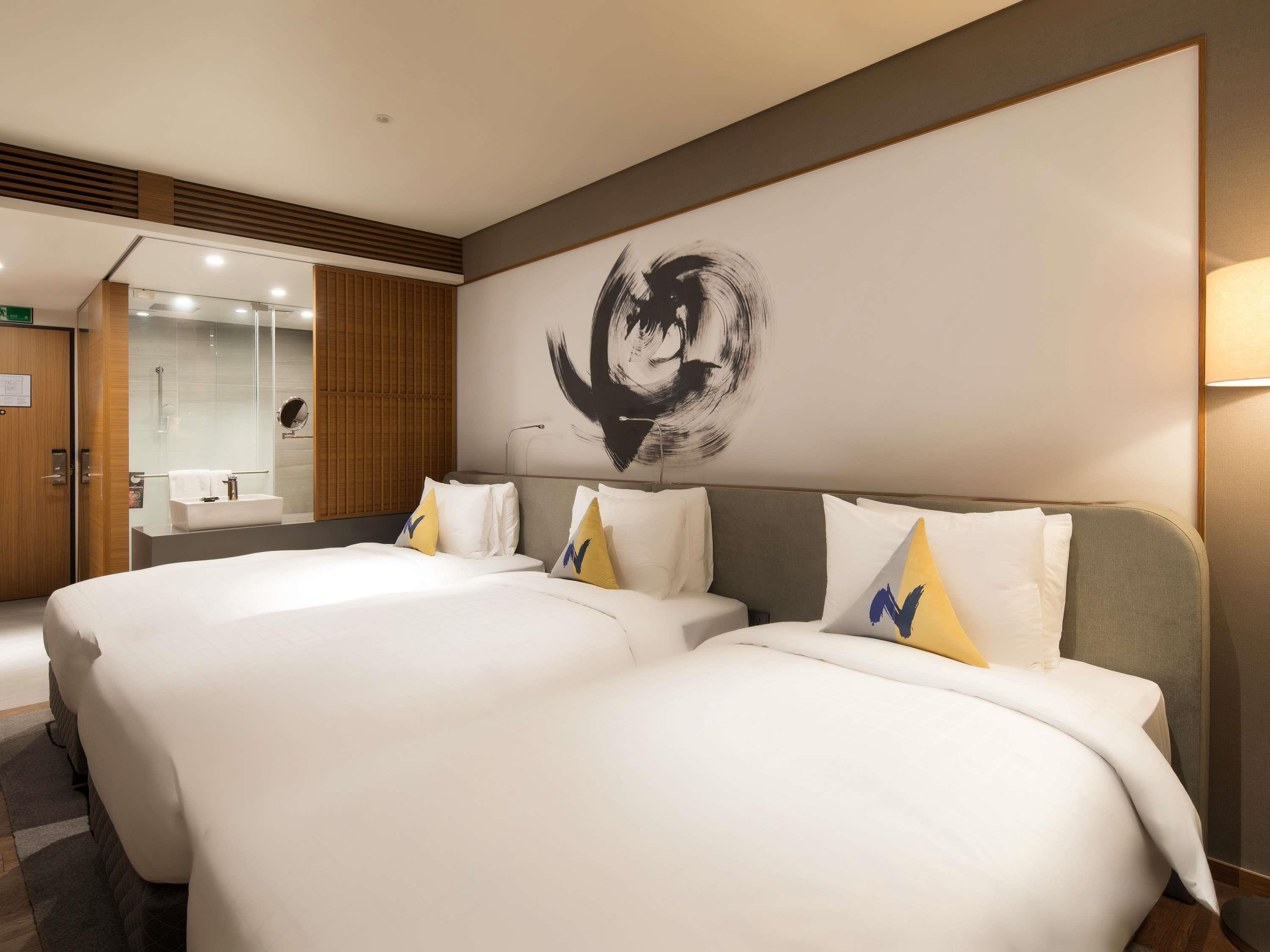 NOVOTEL AMBASSADOR DONGDAEMUN - Tap to explore photos