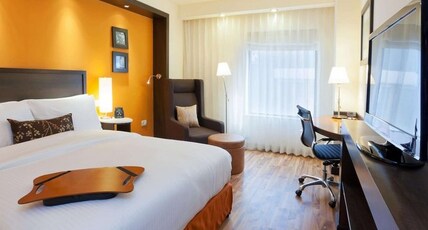 Hampton by Hilton Vadodara-Alkapuri Room Type - 1 QUEEN BED NONSMOKING