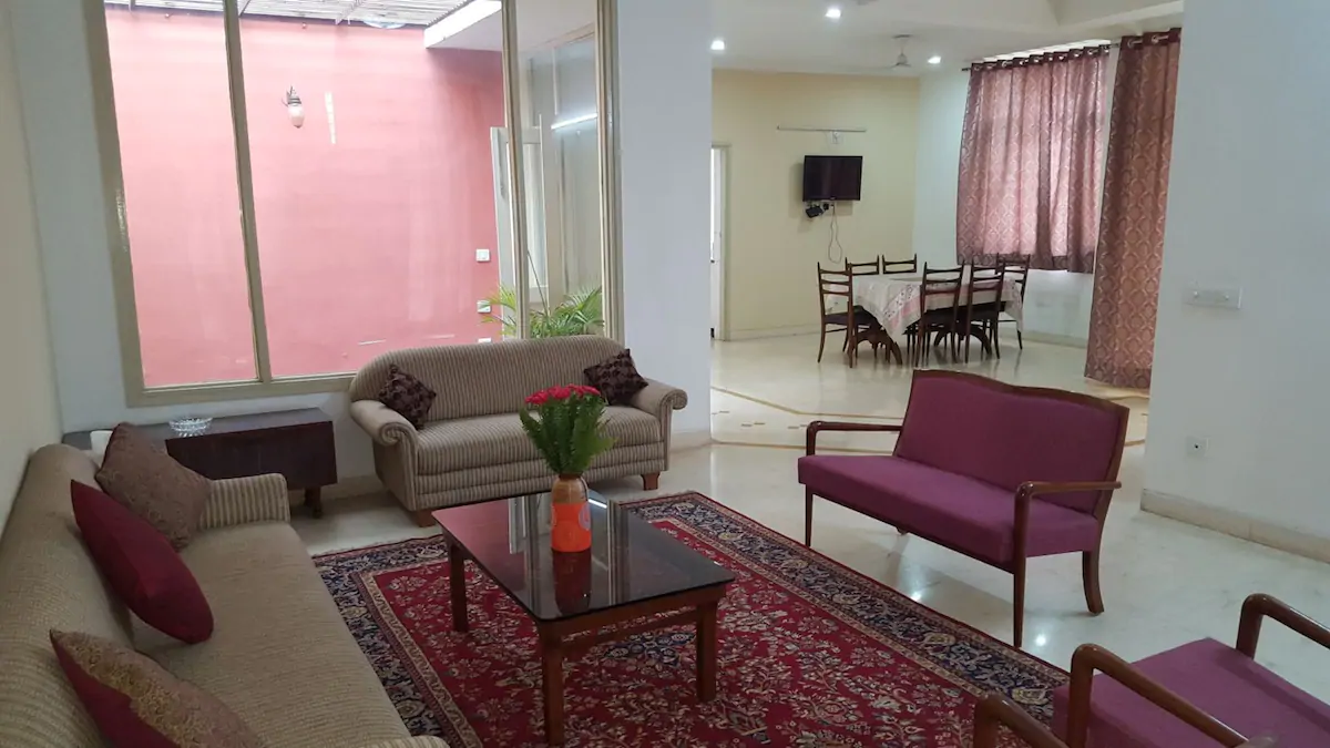 Beautiful 4 BHK Bungalow - Tap to explore photos