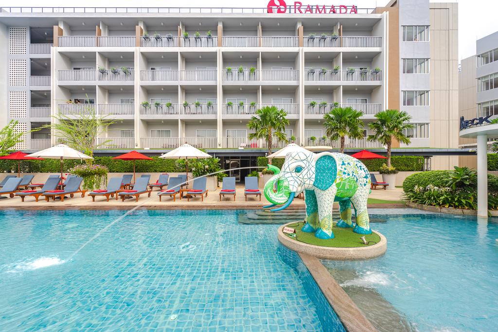 Ramada by Wyndham Phuket Deevana Patong - Tap to explore photos