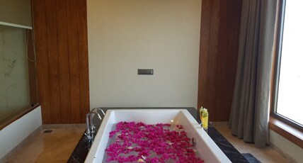 CLUB HEAVEN PALANPUR Room Type - GRAND SUITES ROOM WITH BATHTUB AND BALCONY CLUB HEAVEN PALANPUR Room Type - GRAND SUITES ROOM WITH BATHTUB AND BALCONY