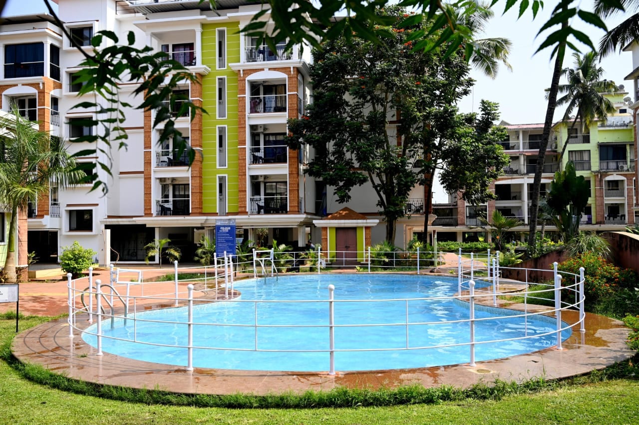 Cozy 1BHK - Tap to explore photos