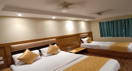 RK Hotel Room Type - Deluxe Triple Room