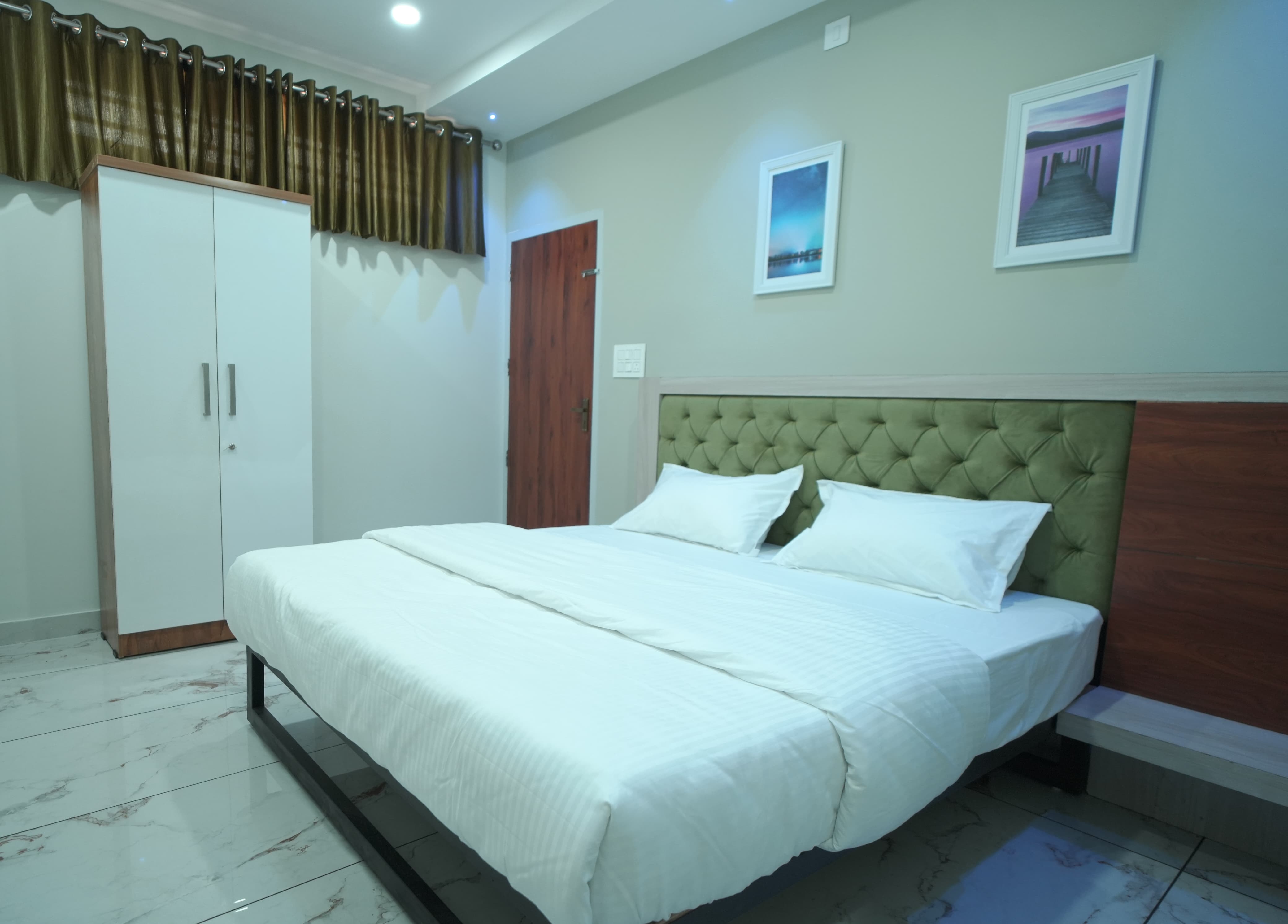 Madayi Residency - Tap to explore photos