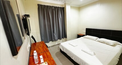 Hotel O Tasik Utama Room Type - Deluxe Queen
