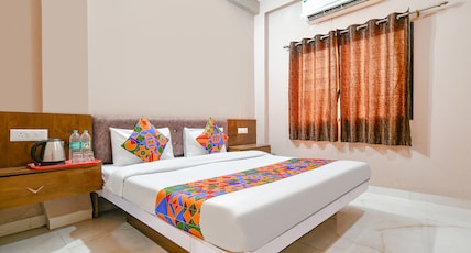 Via Kanha Palace Room Type - Premium Room Via Kanha Palace Room Type - Premium Room