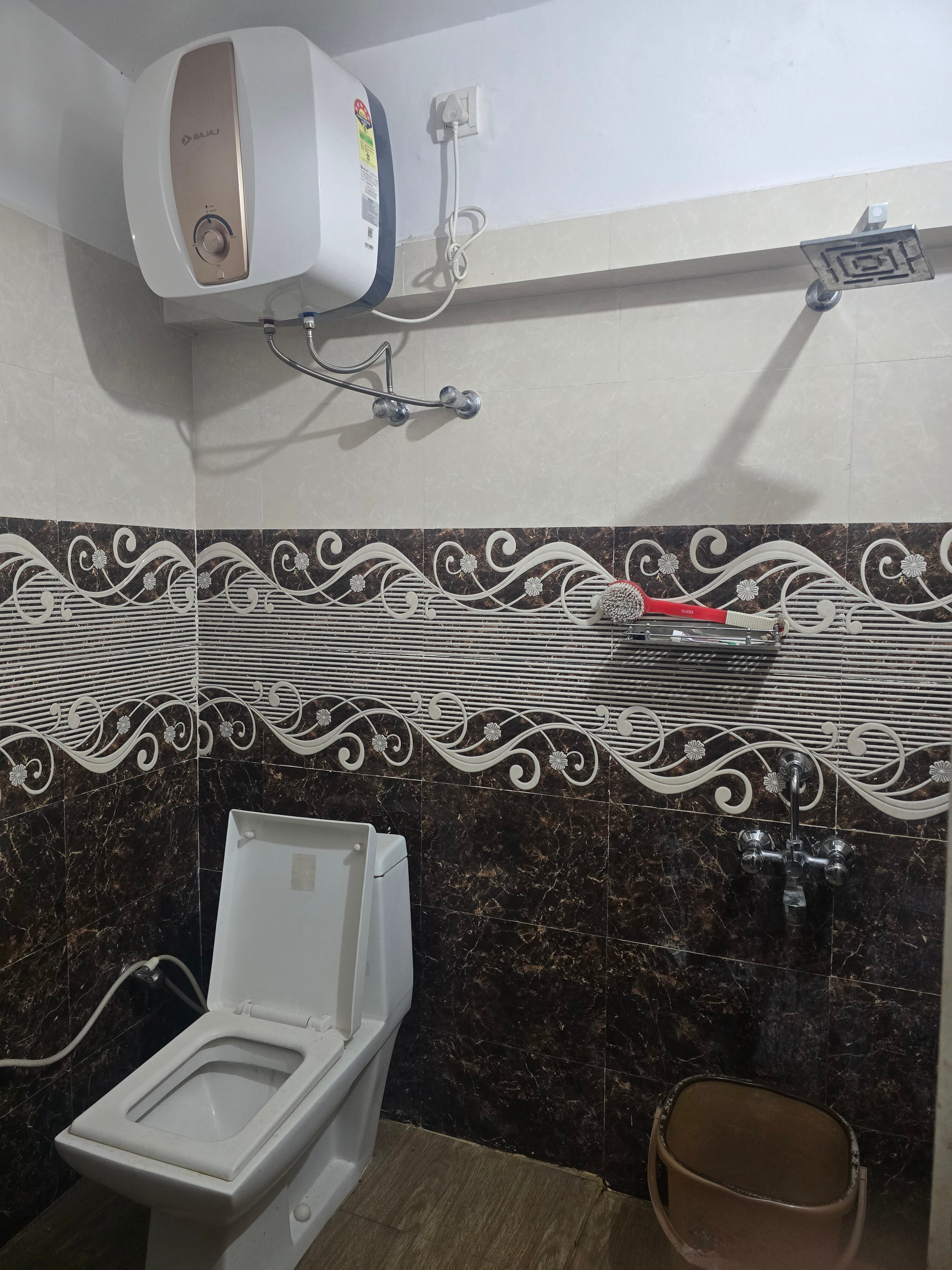 Prayag Vasudha Premium Homestay - Tap to explore photos