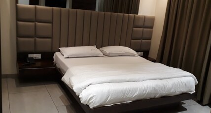 Hotel Central Park Room Type - Super Deluxe Room