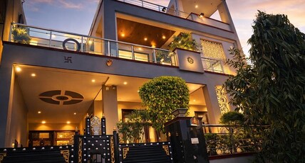 Elegant Duplex Retreat Room Type - Elegant Duplex Retreat