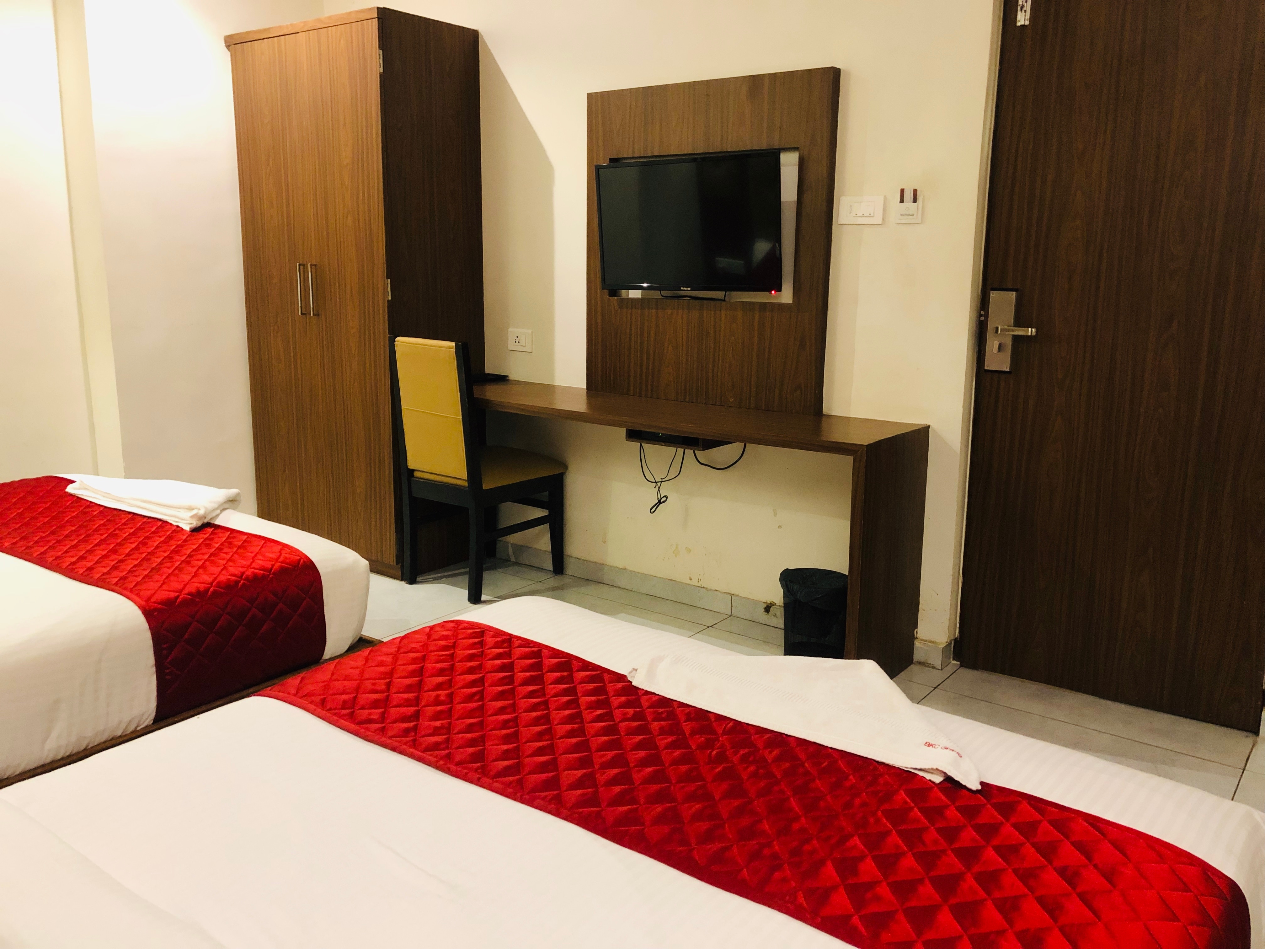 Hotel BKC Garden- Near US Embassy BKC - Tap to explore photos