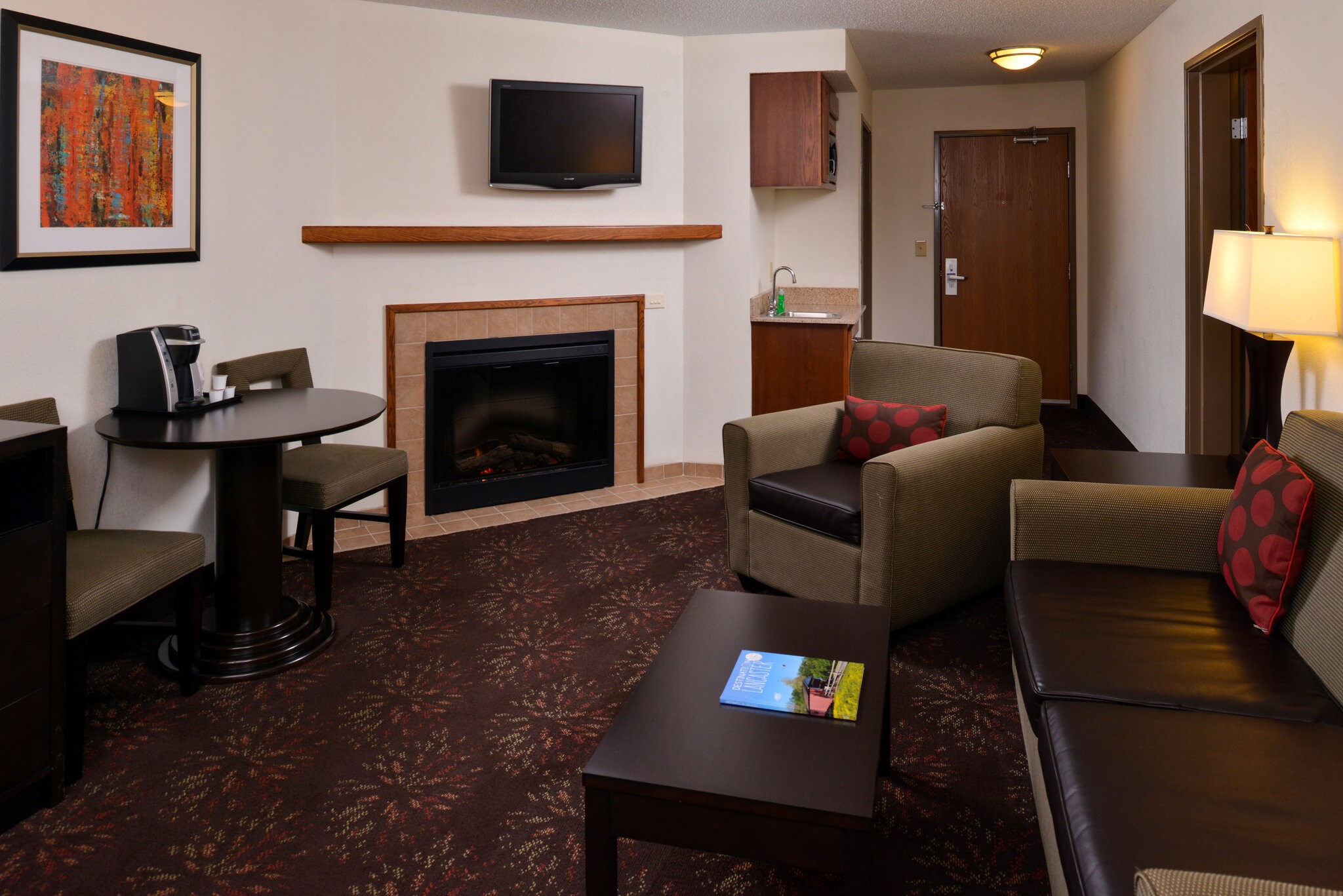 Holiday Inn Express Hotel & Suites Lancaster-Lititz - Tap to explore photos