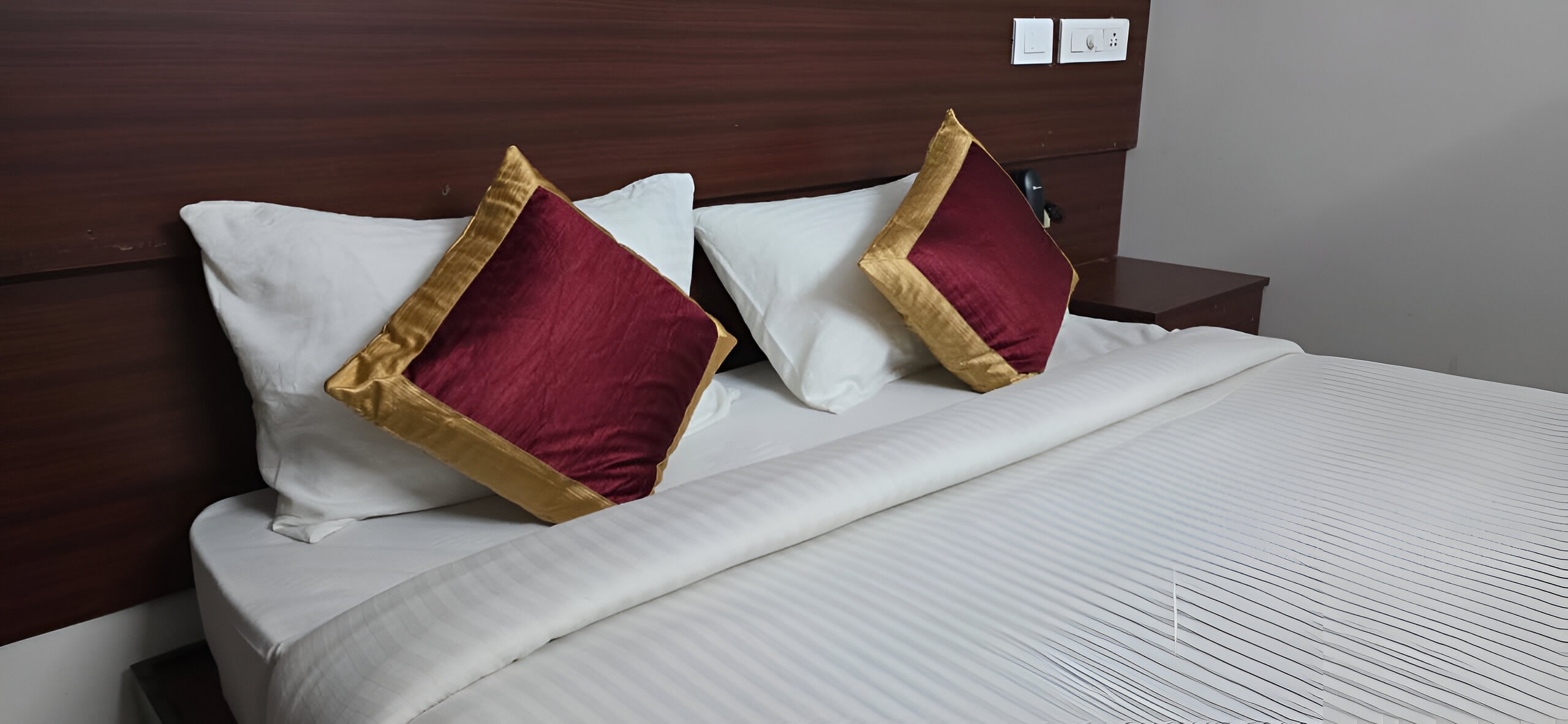 PPH Living Arvind Inn - Tap to explore photos
