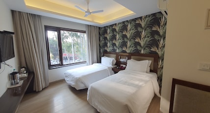 Hotel Forest Avenue | Best Luxury Hotel in Dehradun Room Type - Deluxe Twin Bed Room with City View Hotel Forest Avenue | Best Luxury Hotel in Dehradun Room Type - Deluxe Twin Bed Room with City View