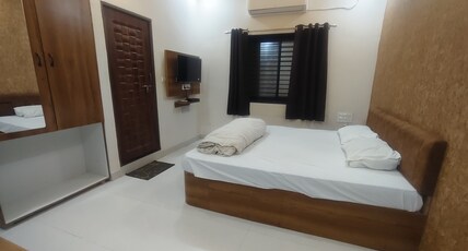 Hotal park Room Type - Bedroom 105