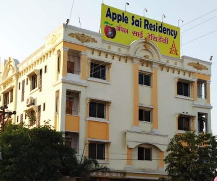 APPLE SAI RESIDENCY - Tap to explore photos