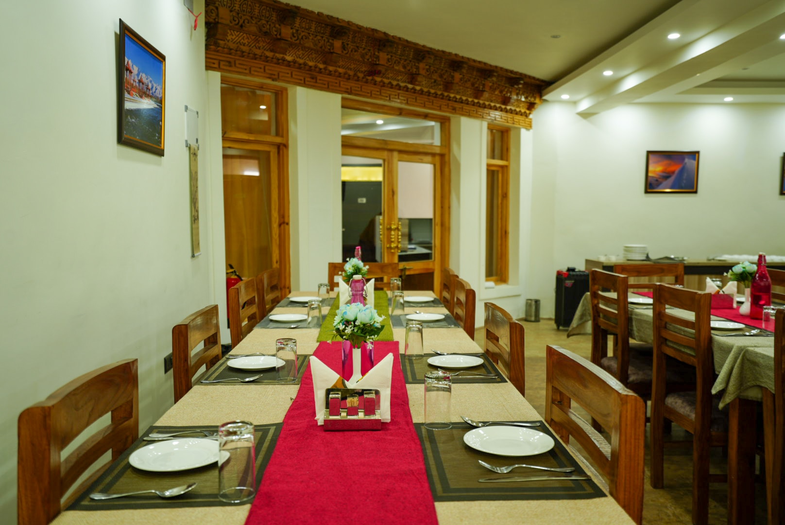 Summer Inn - 10 mins From the Leh Airport - Tap to explore photos