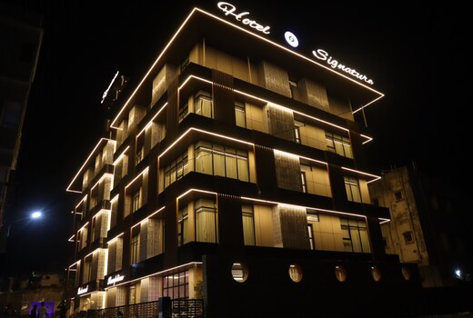 Hotel Signature