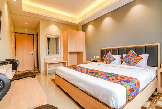 FabHotel JP - Nr. Sataragachhi Railway Station
