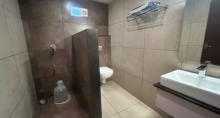 Land's End Resort Room Type - forest view cottage