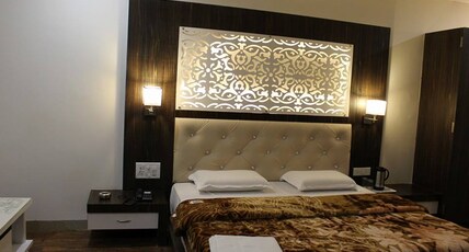 Hotel Gulmohar Inn Room Type - Suite Room