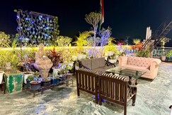 The Bageecha 2BR Suite w Lift Terrace Garden