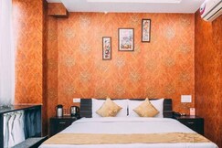 hotel suraj palace