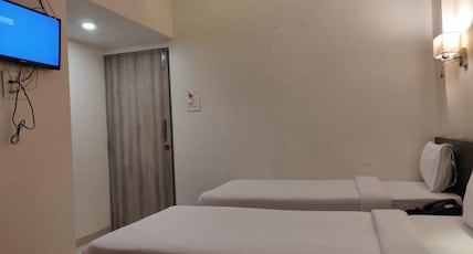 THE MYRIAD Business Hotel, Mumbai Room Type - Twin Bed Deluxe THE MYRIAD Business Hotel, Mumbai Room Type - Twin Bed Deluxe