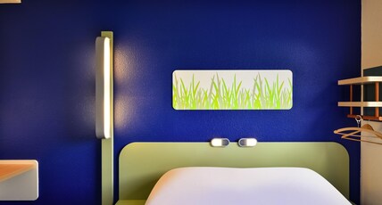 ibis budget Chamb Room Type - DOUBLE - Room with a large bed for 2 people