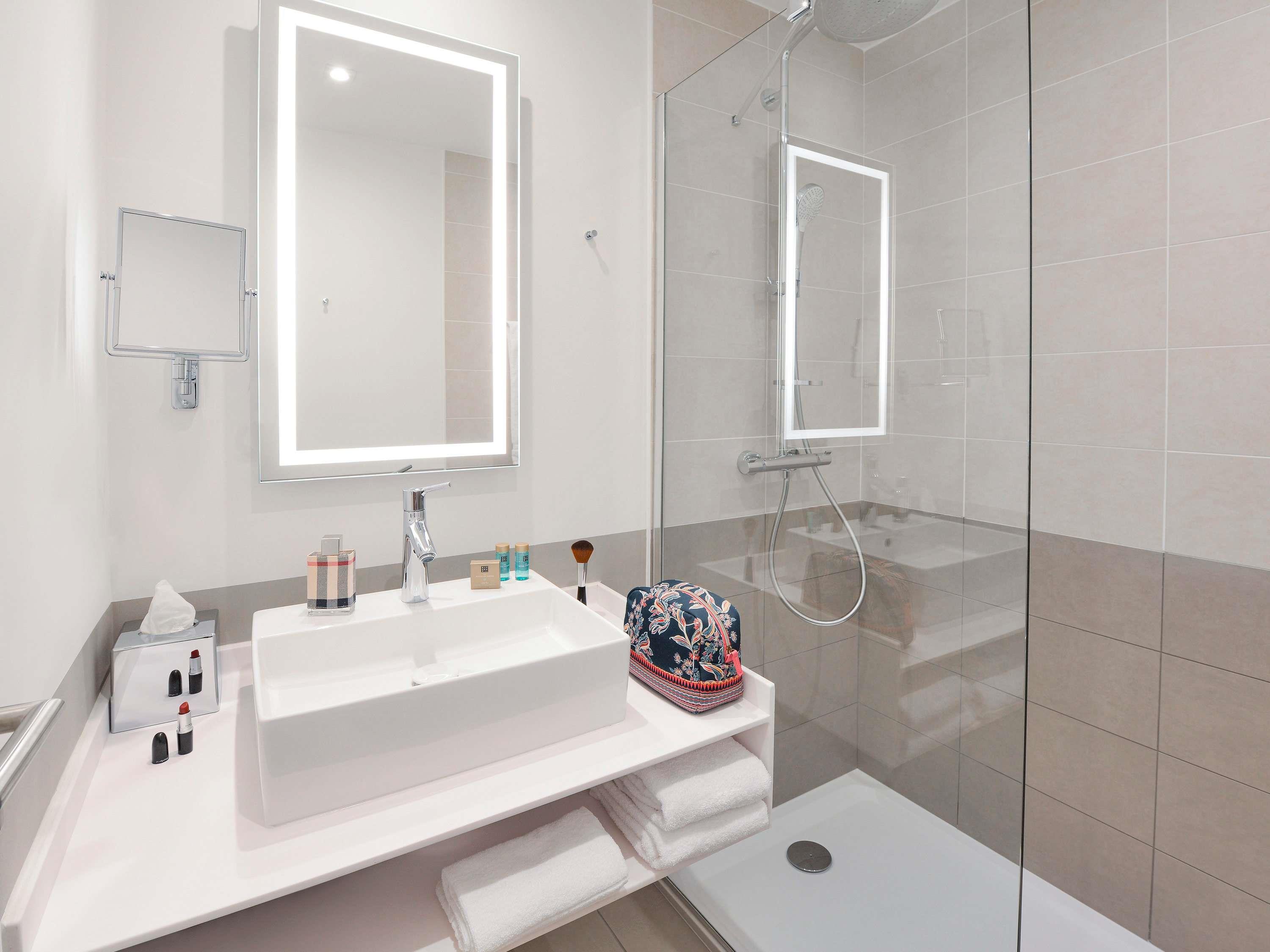 Novotel Annemasse Centre Geneva Port - Tap to explore photos