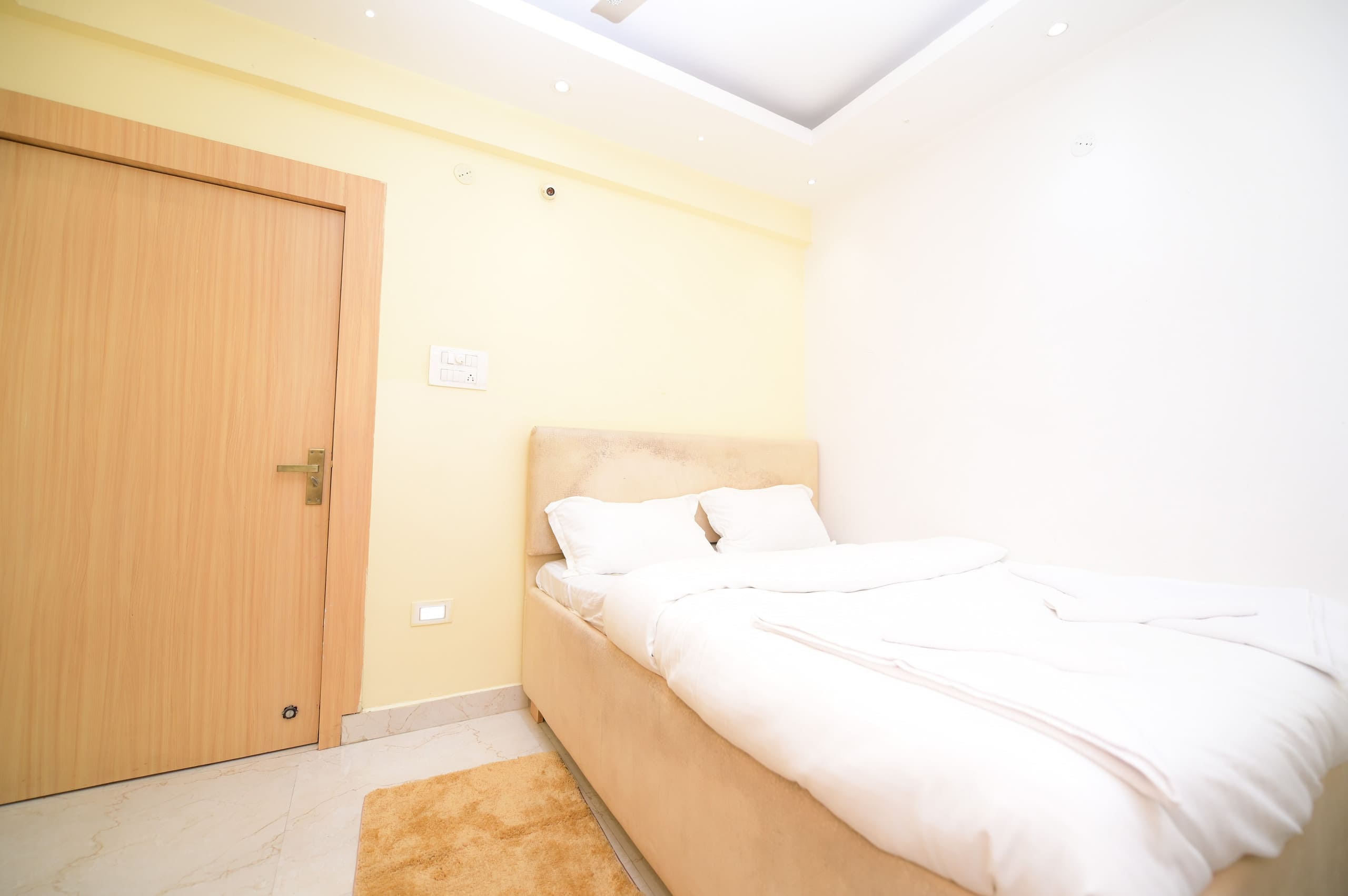 Airport residency villa 3bhk - Tap to explore photos