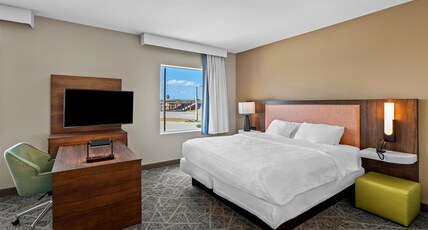 Hampton Inn & Suites Corpus Christi I-37 - Navigation Blvd Room Type - 1 KING BED NONSMOKING